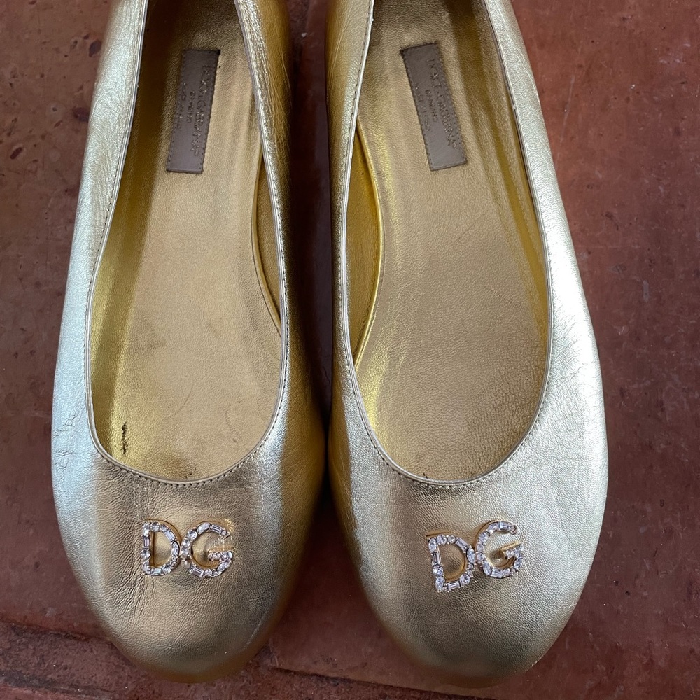 Dolce & Gabbana Girls Gold Leather Ballet Flats